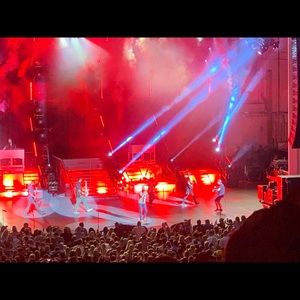 Meet your Posher, Kelly